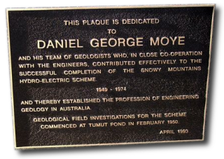 Plaque dedicated to Daniel George Moye